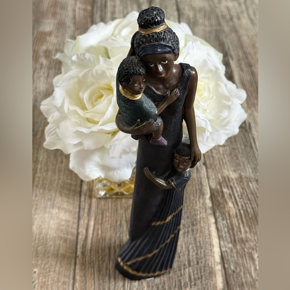 Elegant Black and Gold Family Sculpture Mother & Children